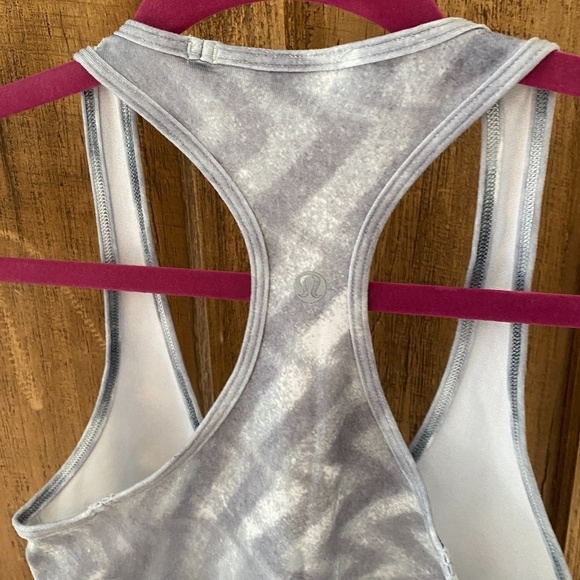Lululemon Racerback tank top - Picture 5 of 7